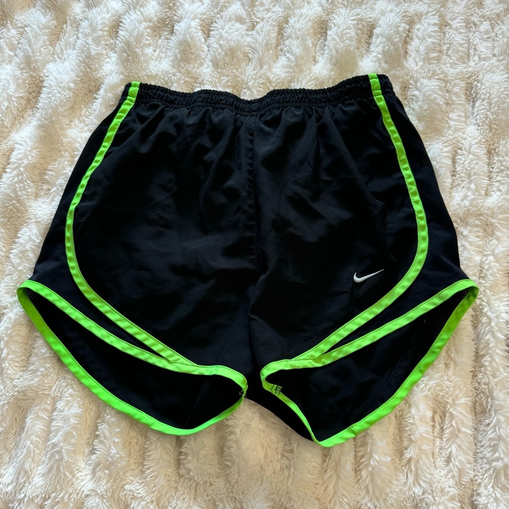 Nike Women’s Tempo Running Shorts XS